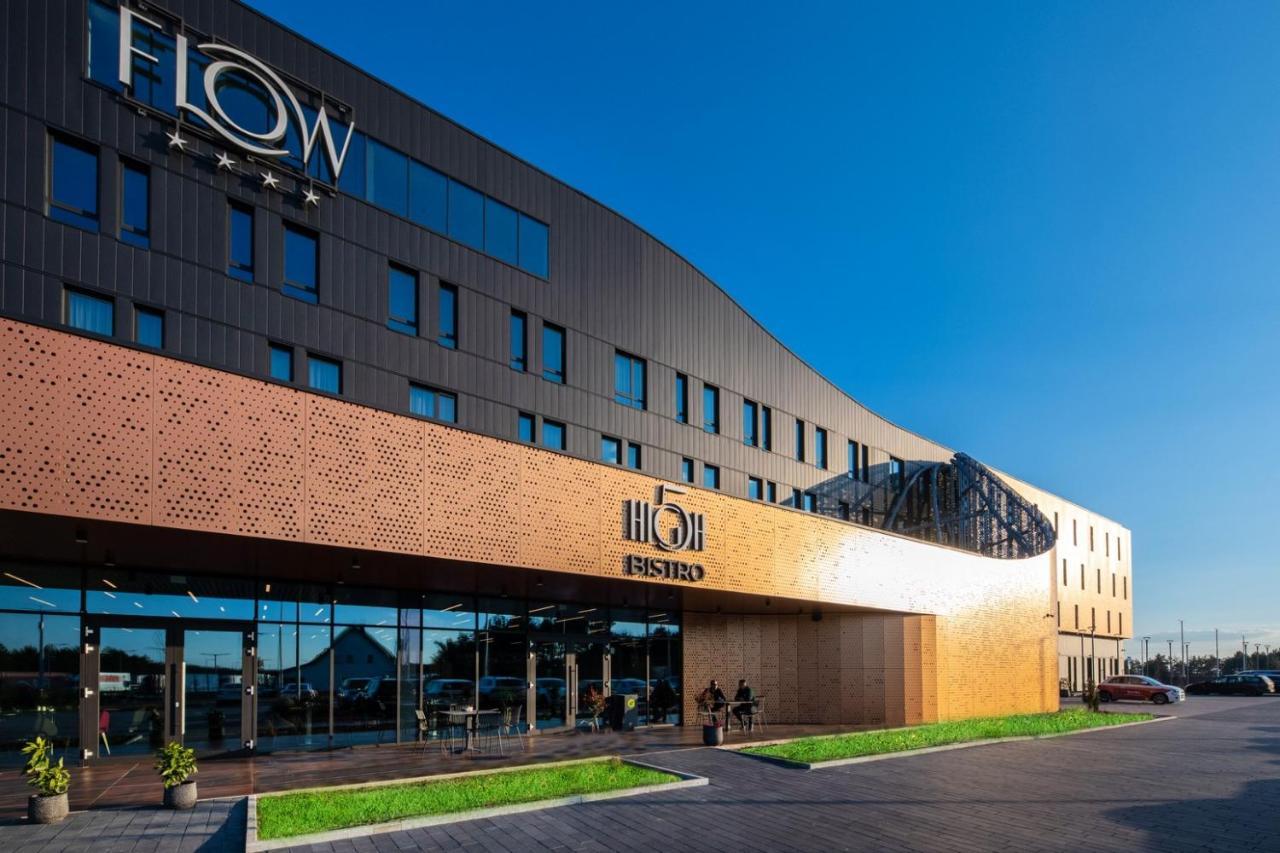 Flow Hotel & Conference Inárcs Екстериор снимка