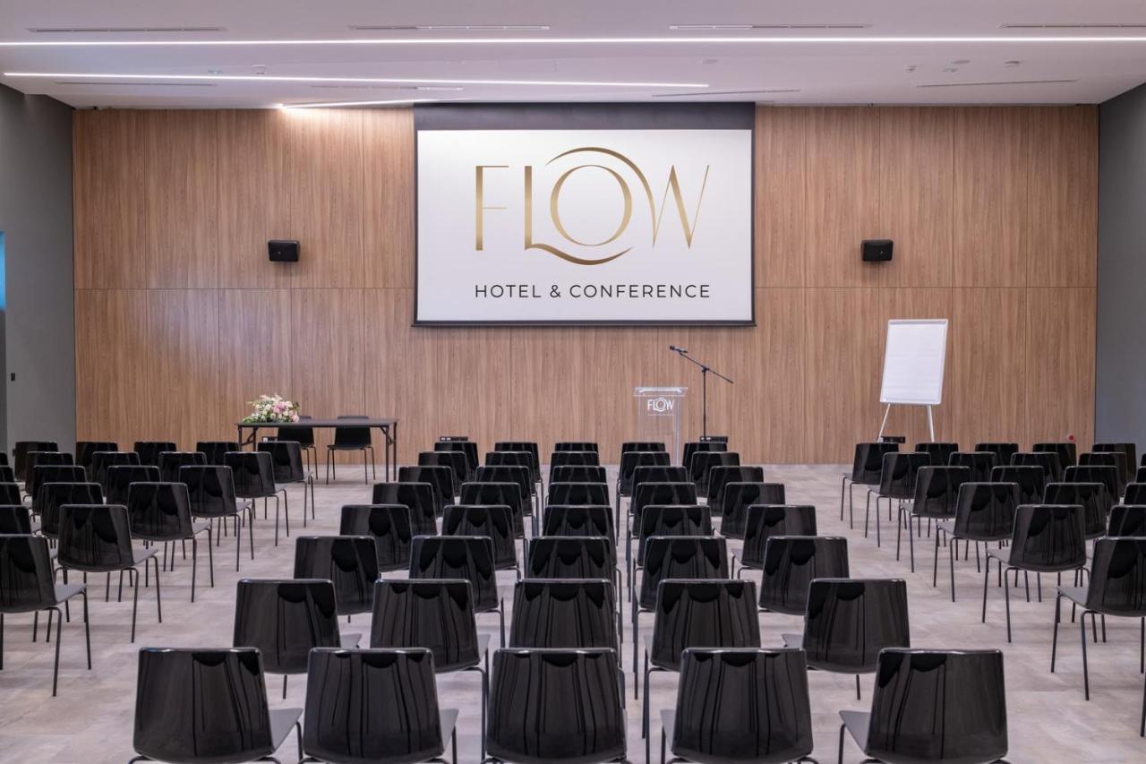 Flow Hotel & Conference Inárcs Екстериор снимка