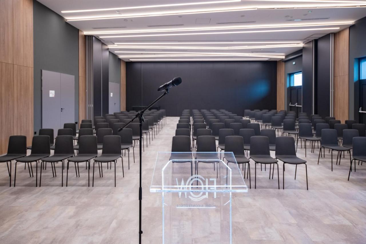 Flow Hotel & Conference Inárcs Екстериор снимка